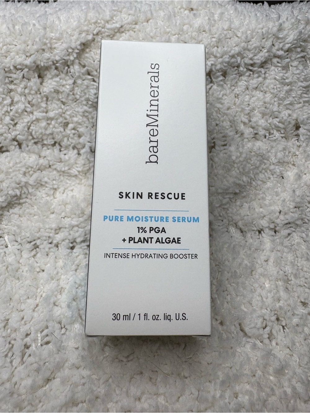 bareMinerals Pure Moisture Serum – White with Blue Accents
